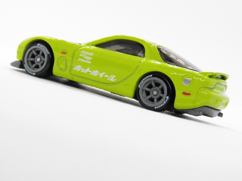 Illustration for article titled Wheelswap Wednesday! Hotwheels '95 Rx7